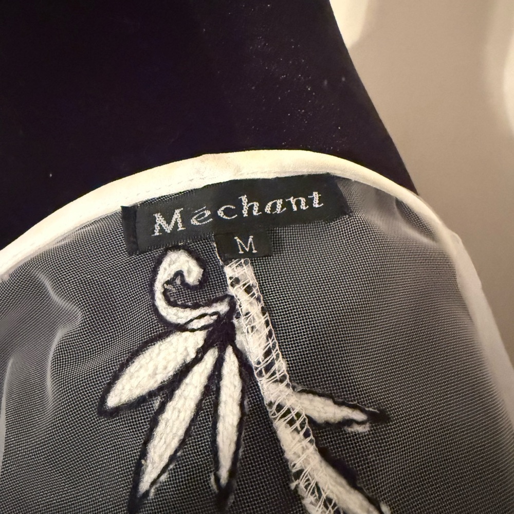 Mechant Net Black and White Floral Cardigan - Picture 6 of 6